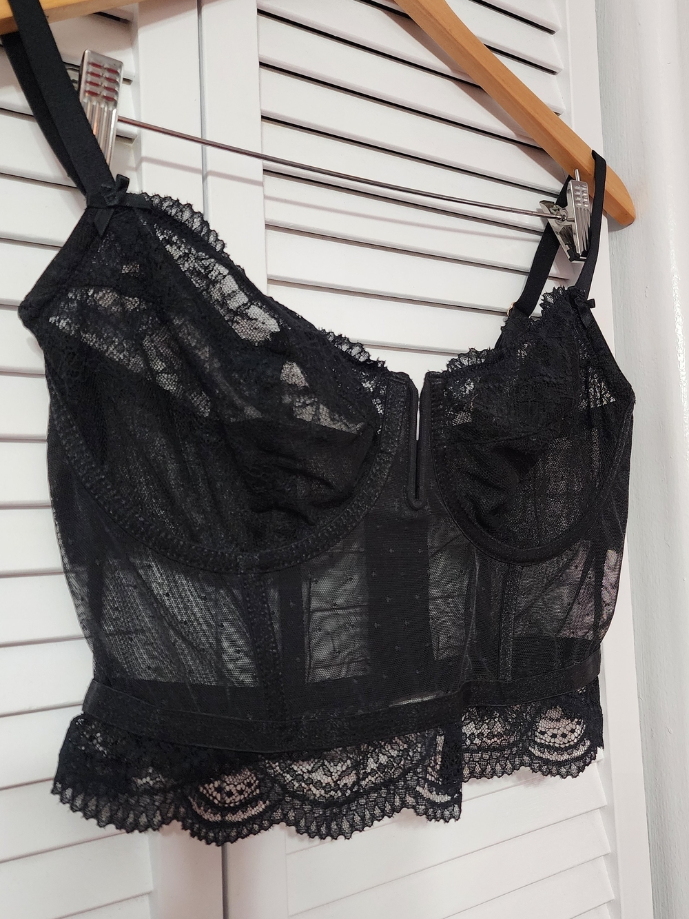 Black Lace Bustier Crop Top - Women's Intimates - Picture 4 of 8